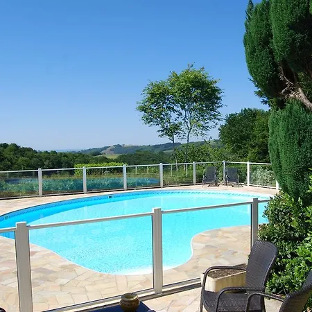 Tatil Evi Les Maisons De Concasty Boisset (Cantal)